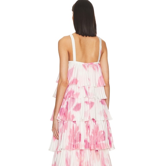 L'IDEE Classique Gown in Jardin Pink Crepe - Picture 4 of 14